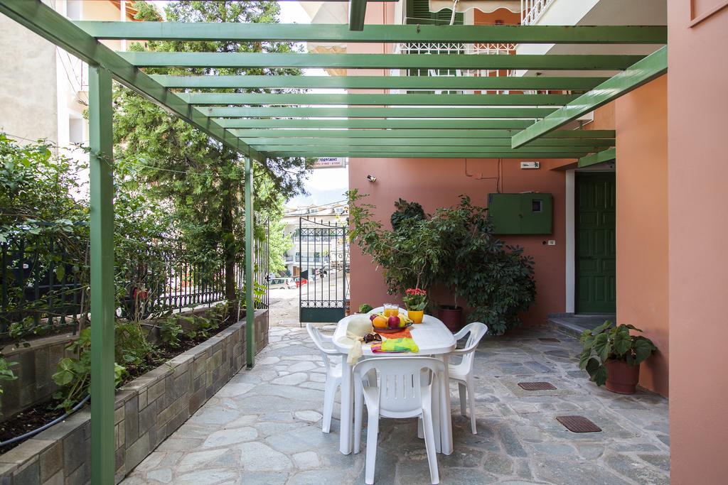 Georgakis George Rooms Vasiliki  Luaran gambar