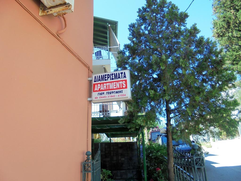 Georgakis George Rooms Vasiliki  Luaran gambar